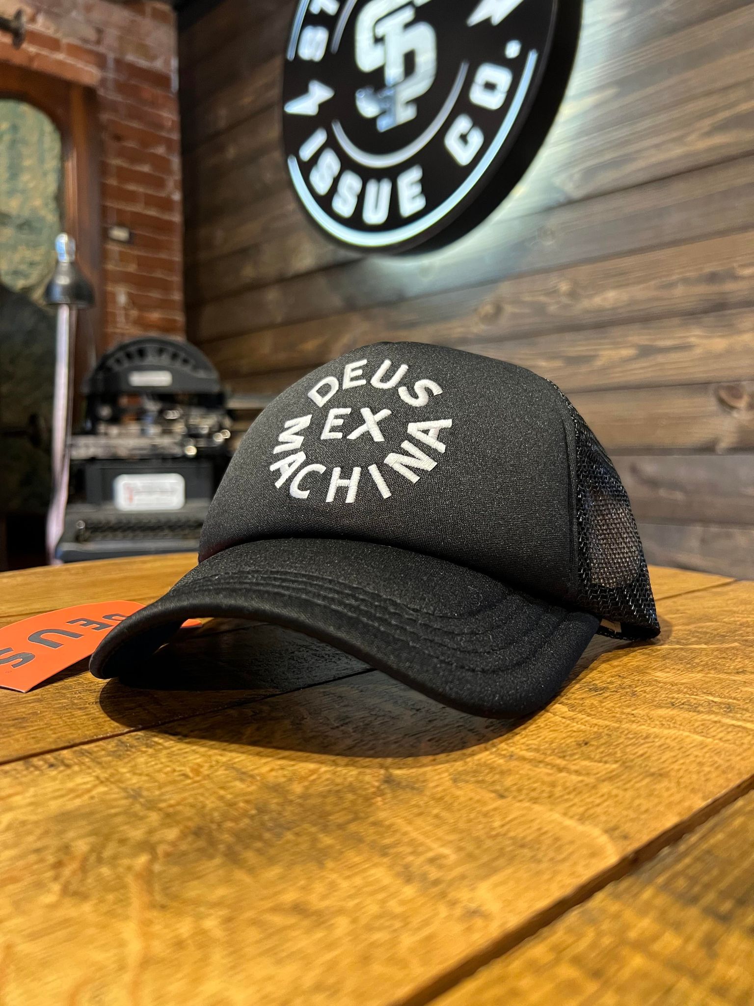 Deus Ex Machina - Black Circle Logo Trucker Hat